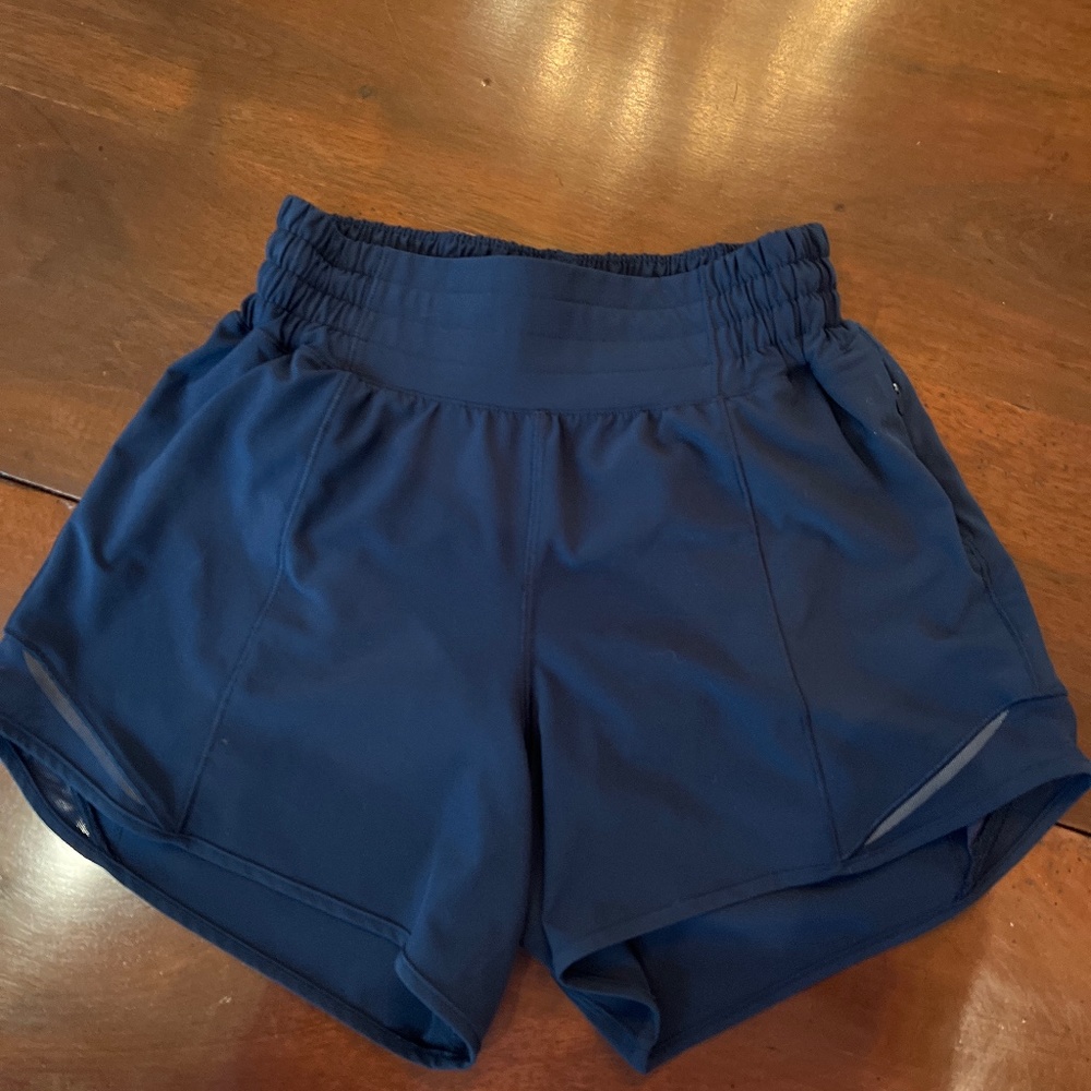 Hotty Hot high rise lined short 4”